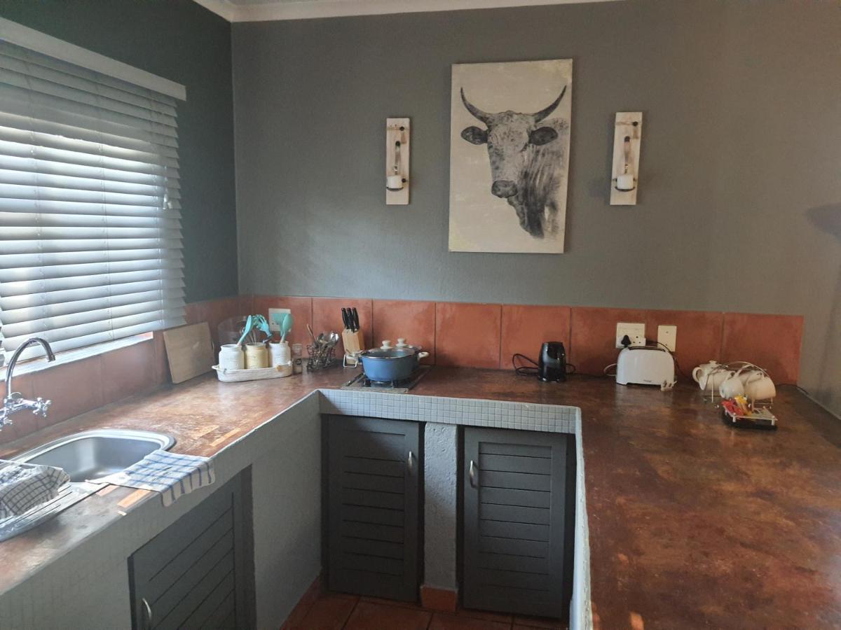 Chez Vincent Hotel Mbombela Екстериор снимка