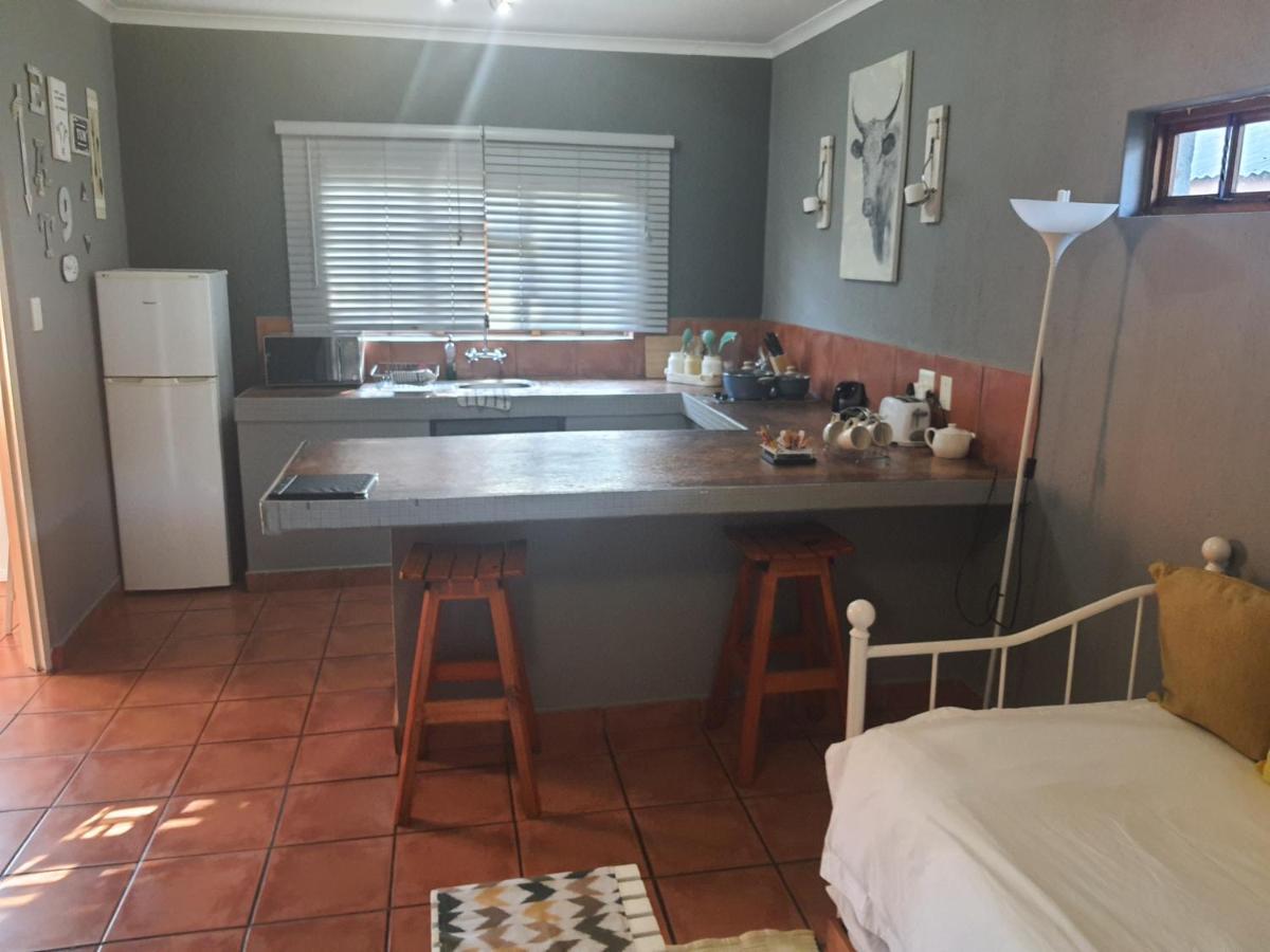 Chez Vincent Hotel Mbombela Екстериор снимка