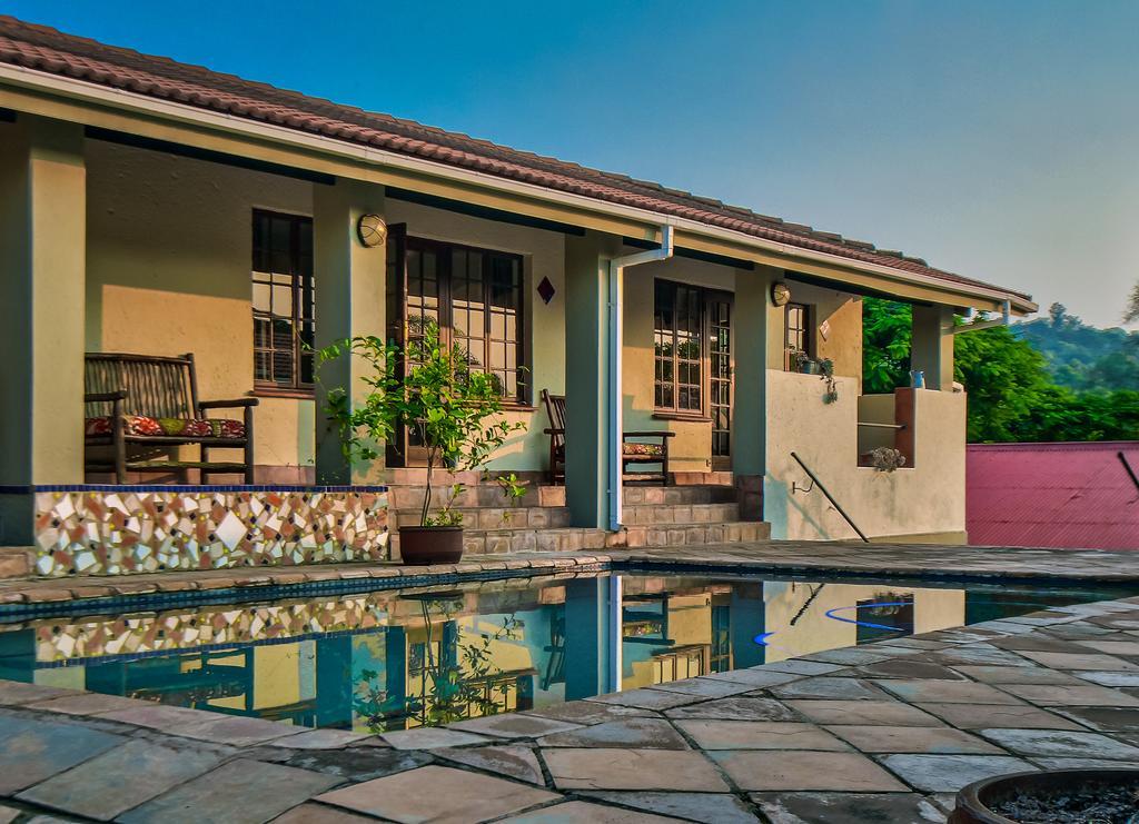 Chez Vincent Hotel Mbombela Екстериор снимка