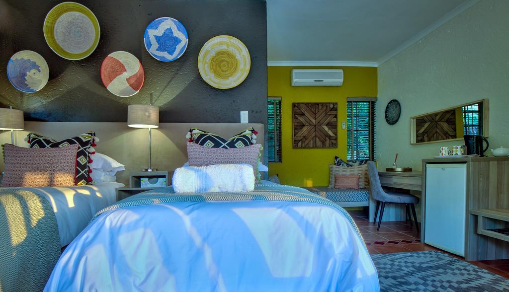 Chez Vincent Hotel Mbombela Екстериор снимка